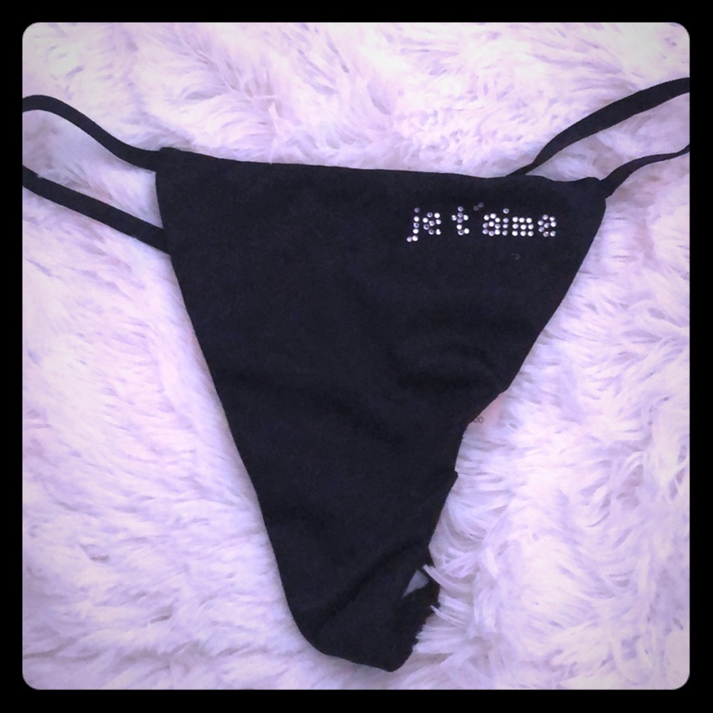 Victoria’s Secret string thong